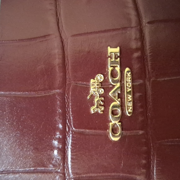 Coach Mollie Bag/Tote Embossed Brown Leather With Crossbody Strap. - Picture 2 of 9